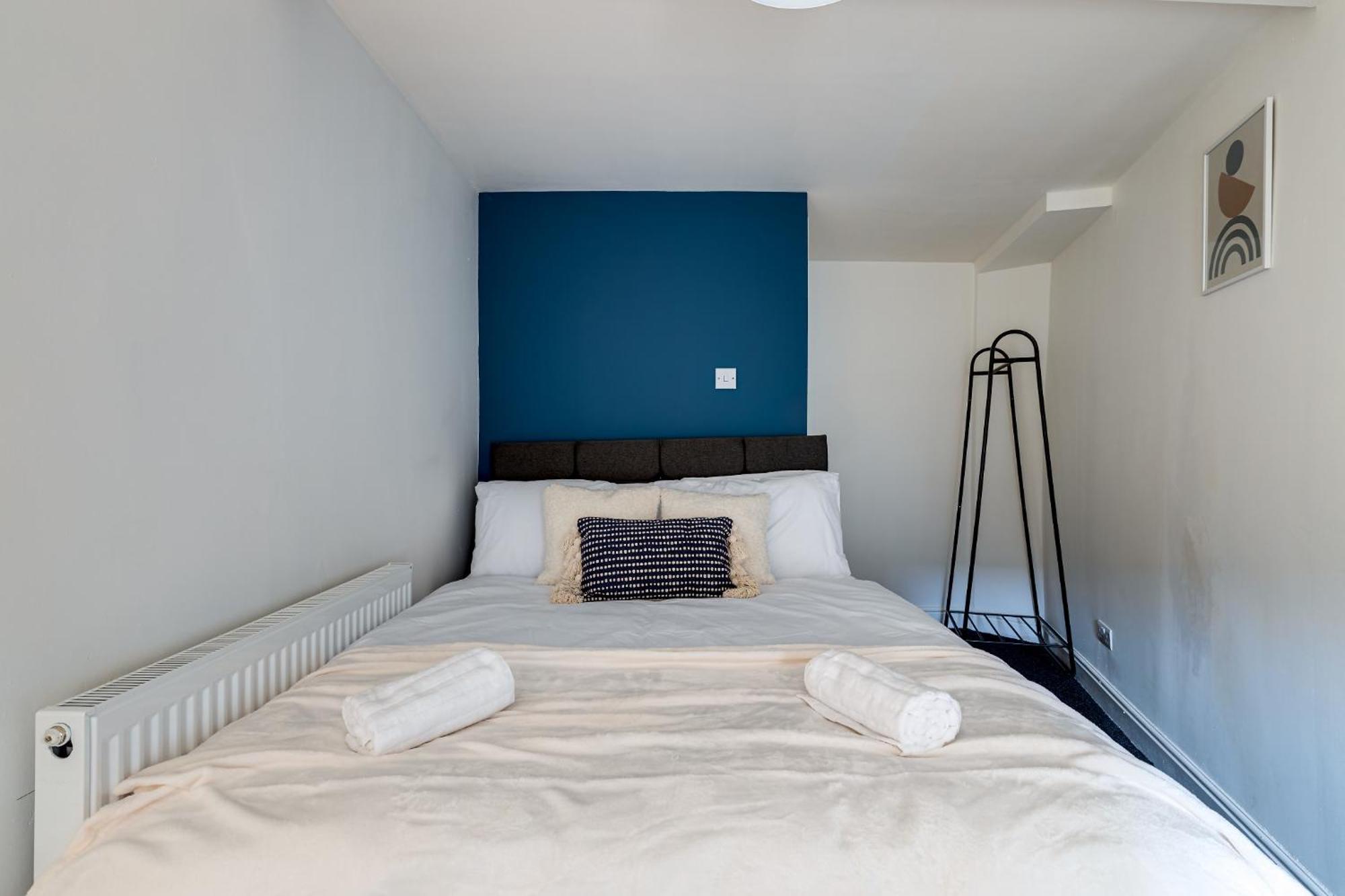 Appartement Queens Cabin - Near South Bay Beach à Scarborough Extérieur photo
